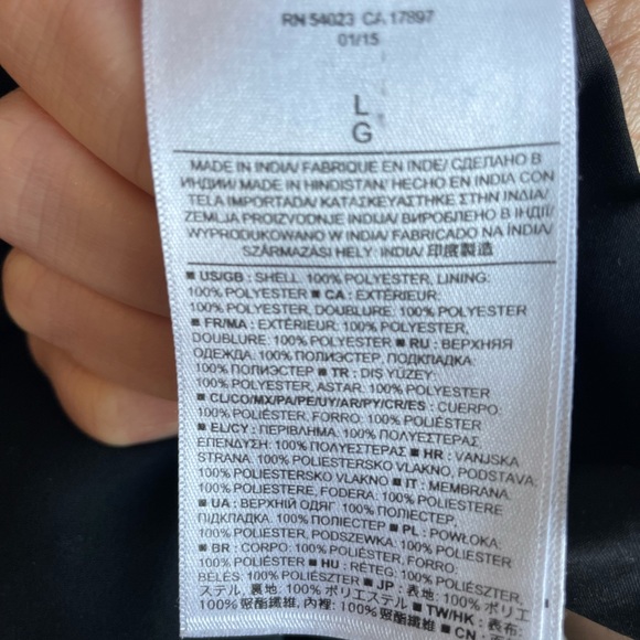 Black halter top from Banana Republic - Picture 3 of 3